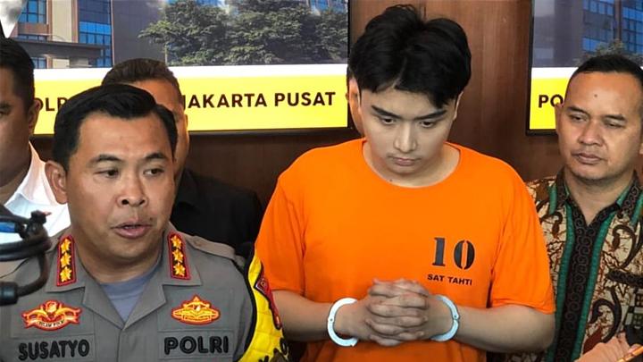 Leon Dozan ditangkap polisi