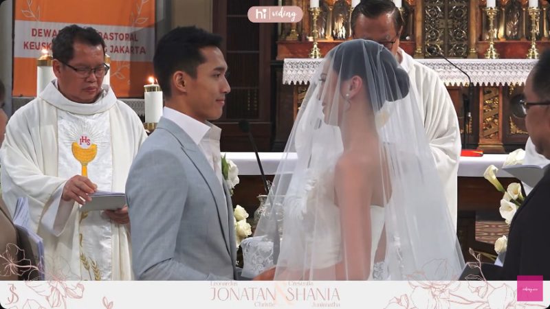 Jonatan Christie dan Shania Junianatha