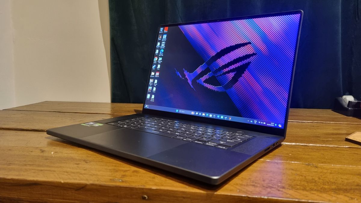 ASUS ROG Zephyrus G16