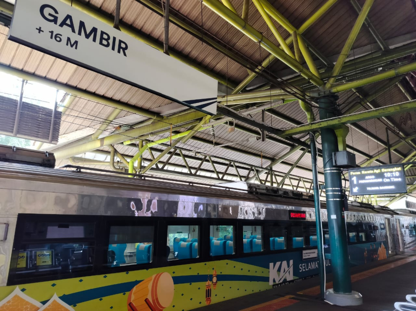 Stasiun Gambir, KAI