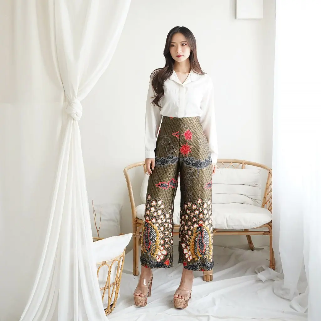 Inovasi Model Baju Batik untuk Lebaran 2025: Tampil Elegan dan Modern dengan Sentuhan Kekinian