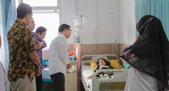 Keutamaan Menjenguk Orang Sakit, Pahala Besar dan Doa Malaikat Seharian